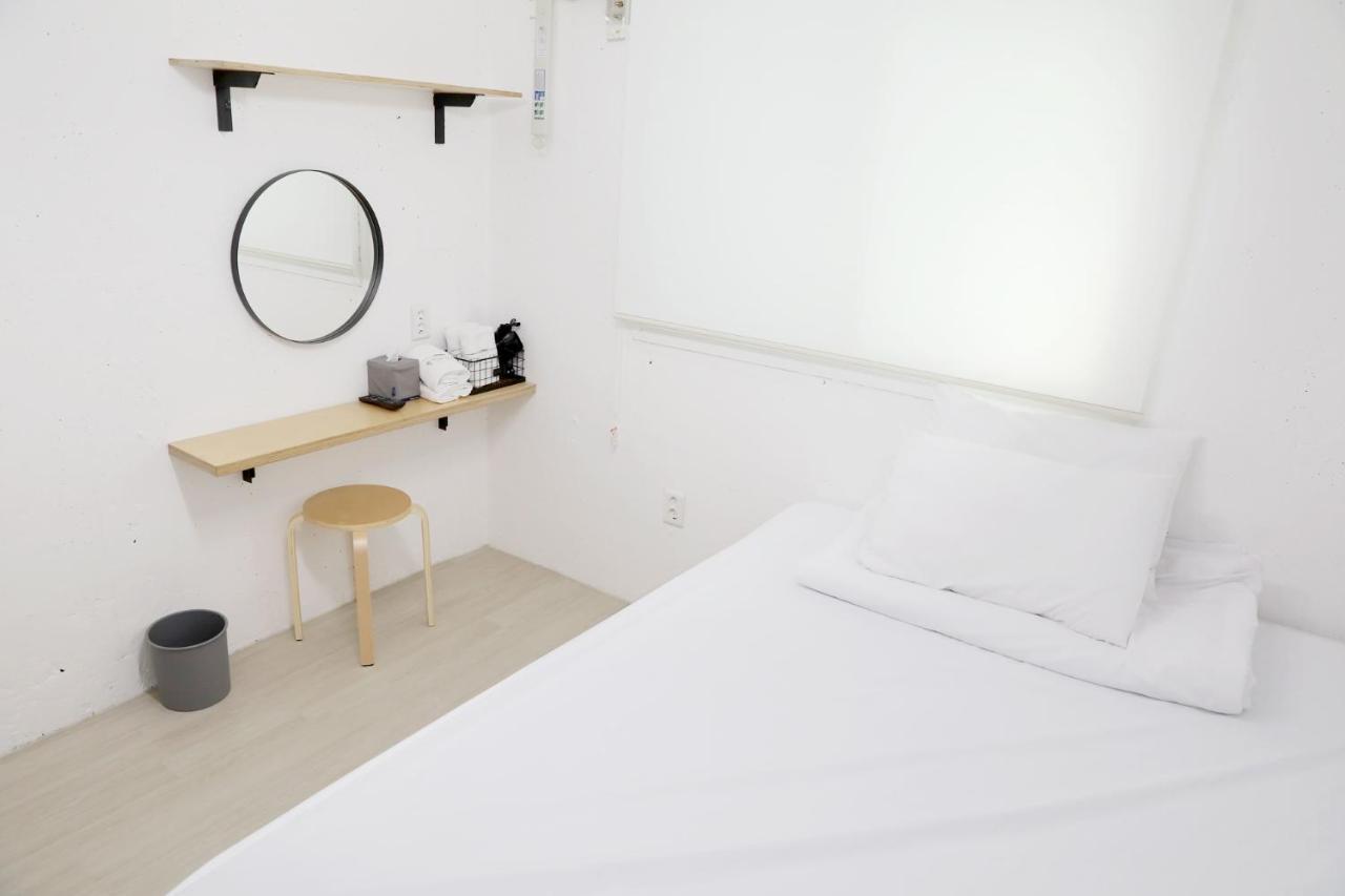 Minihotel Poongdaengi Kjongdzsu Kültér fotó