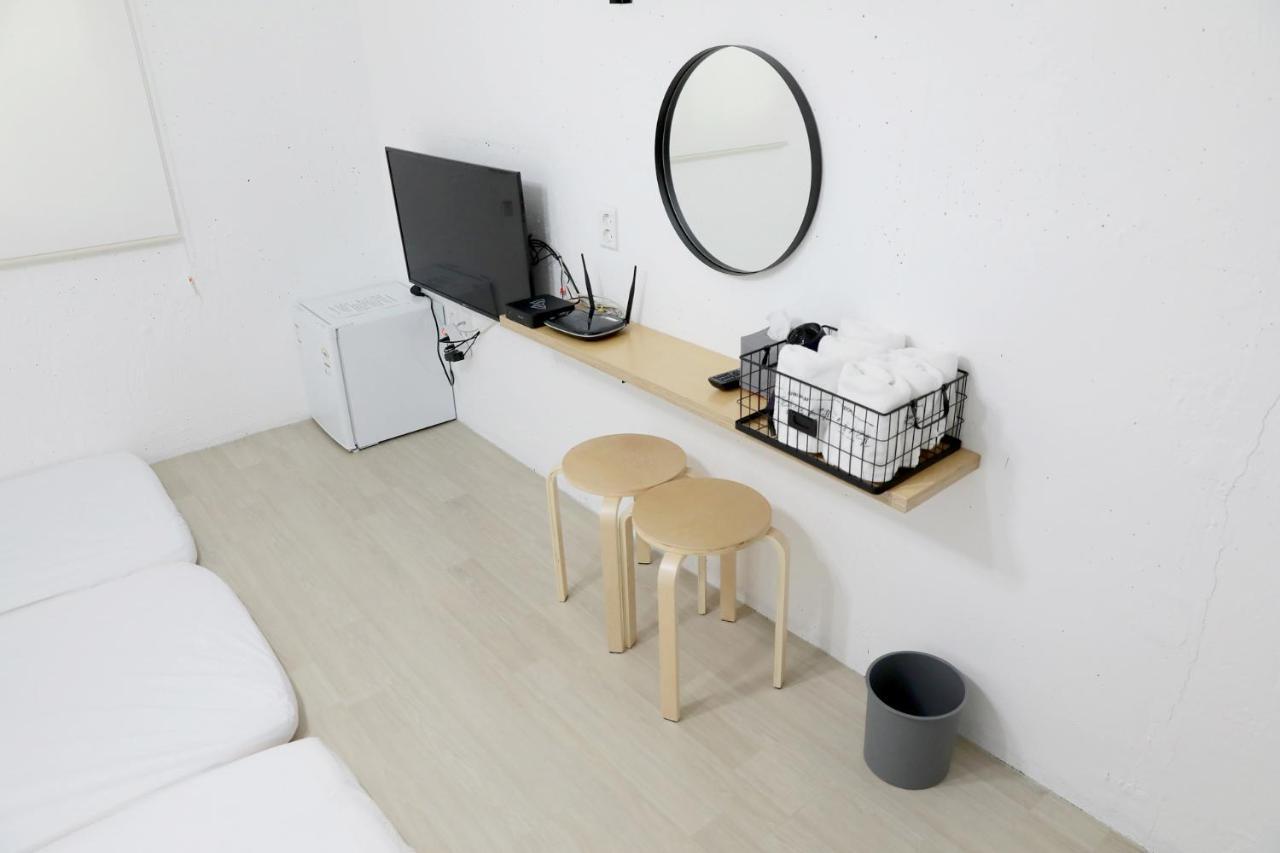 Minihotel Poongdaengi Kjongdzsu Kültér fotó